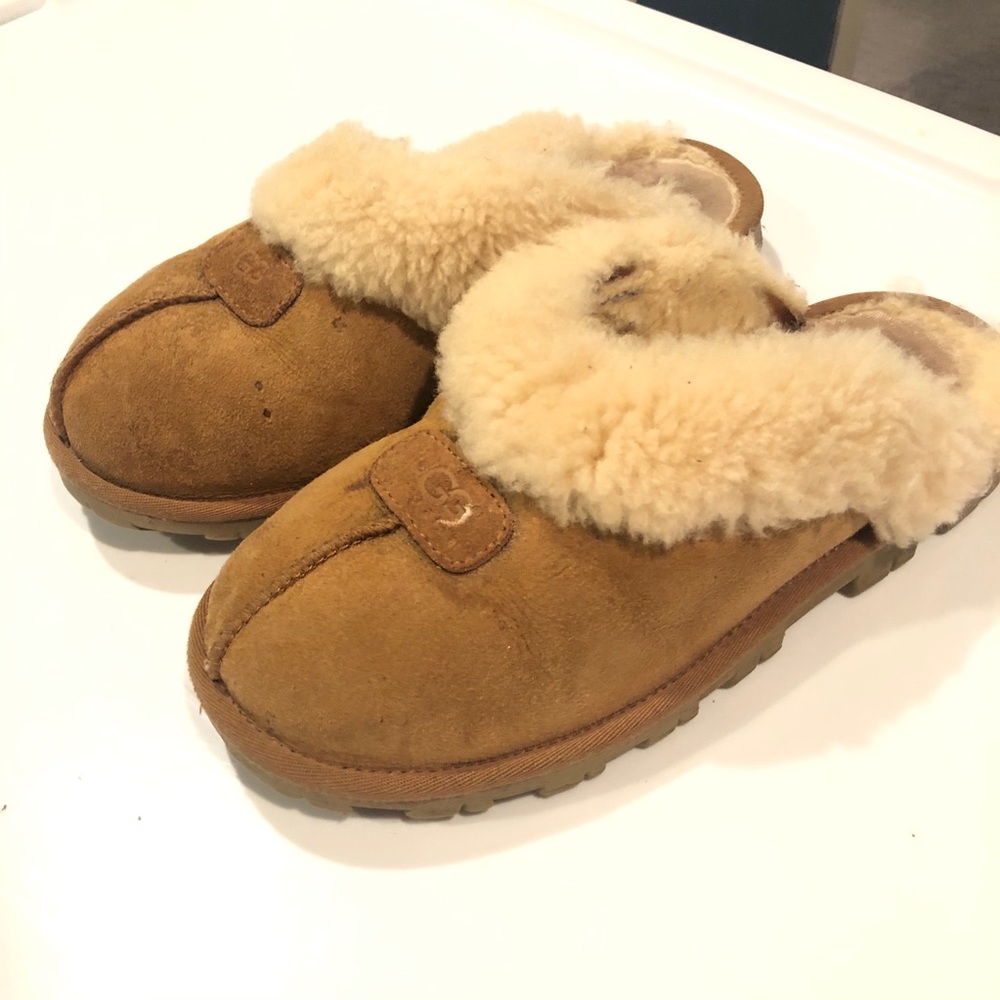 Chestnut brown UGG slippers
